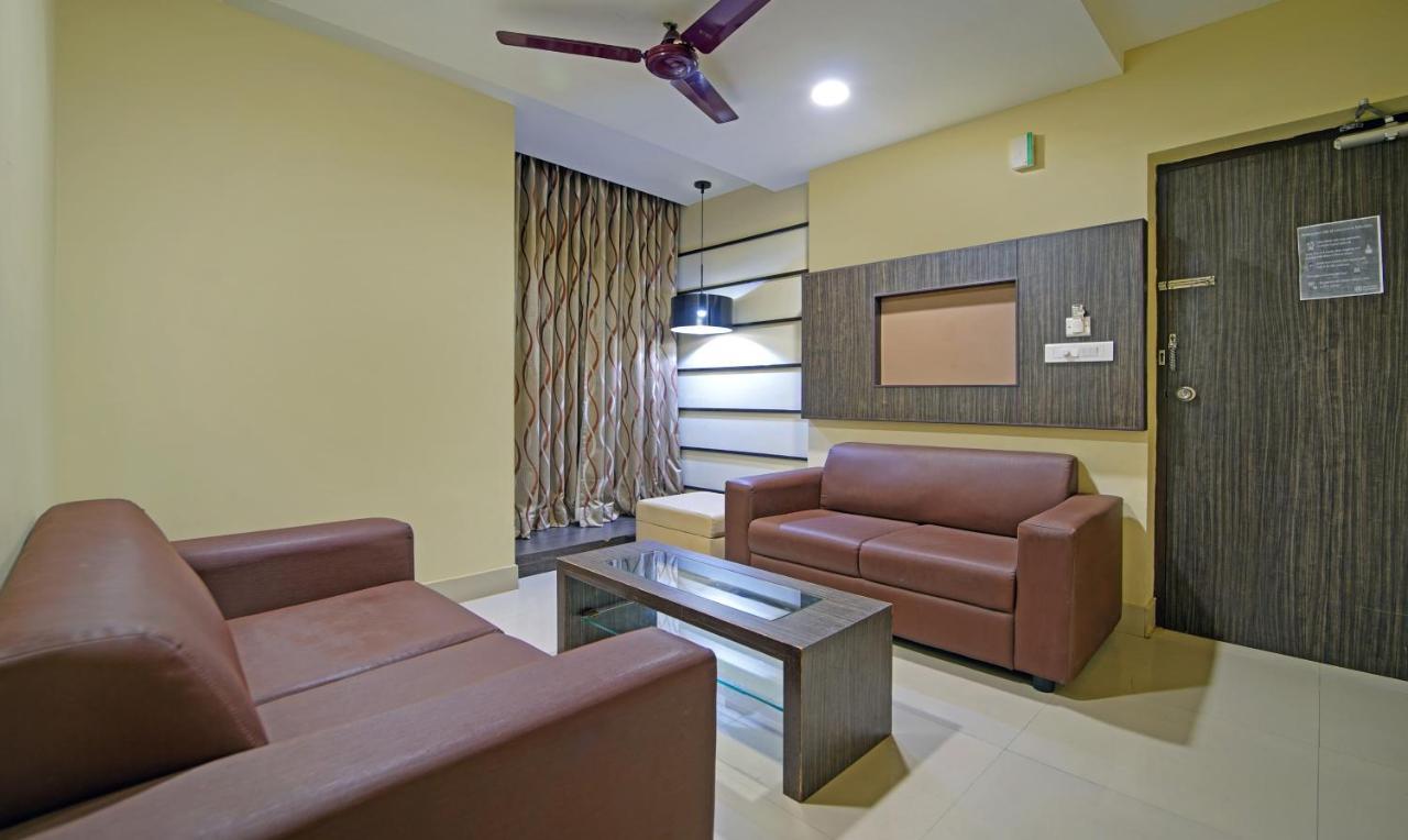 Treebo Trend Lake View Park T Nagar Chennai Exterior foto