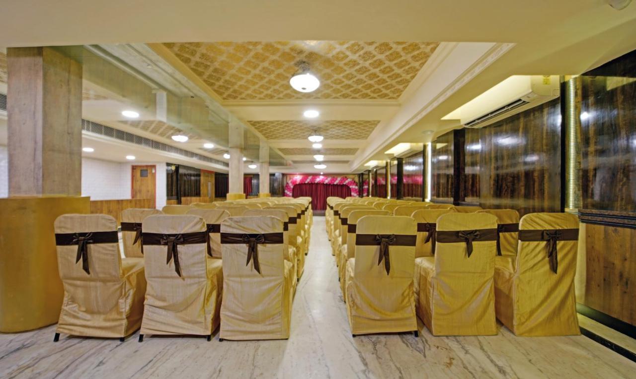 Treebo Trend Lake View Park T Nagar Chennai Exterior foto